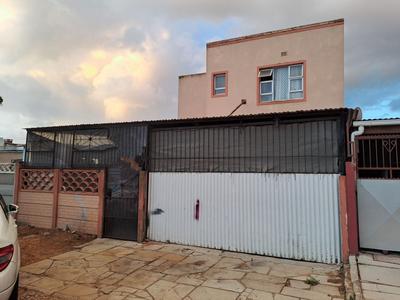 Duplex For Sale in Athlone, Cape Town