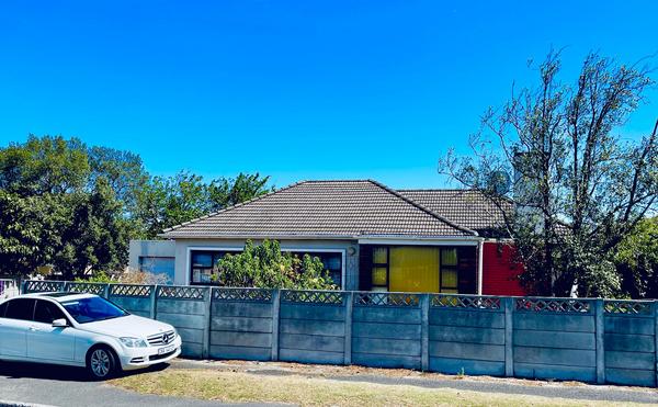Property For Sale in Southfield, Cape Town